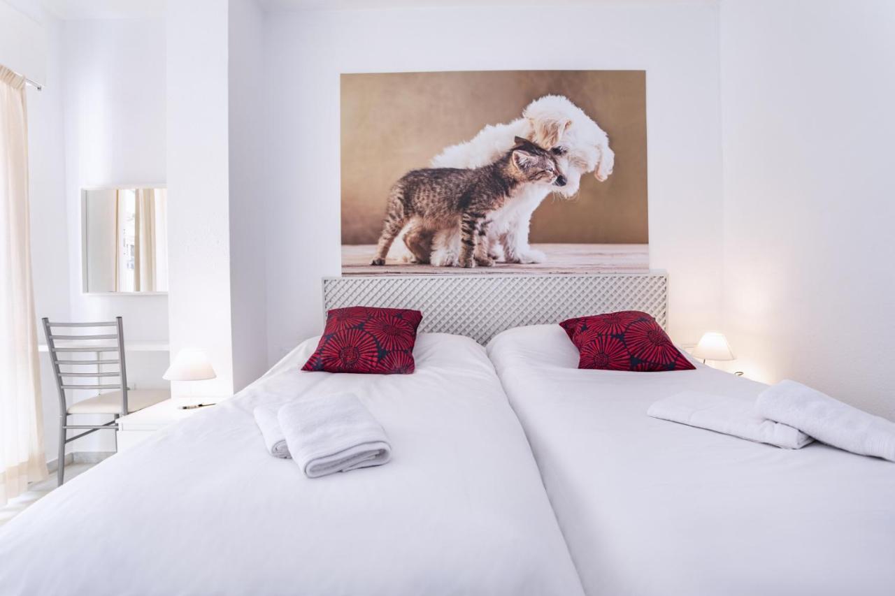 Rentcostadelsol Malagueta Arenal มาลากา ภายนอก รูปภาพ