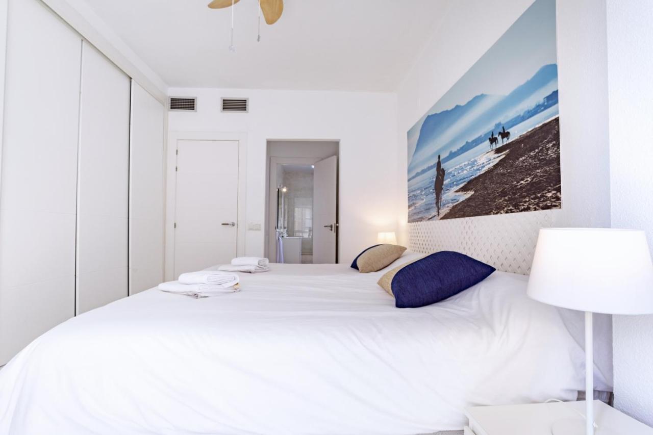 Rentcostadelsol Malagueta Arenal มาลากา ภายนอก รูปภาพ